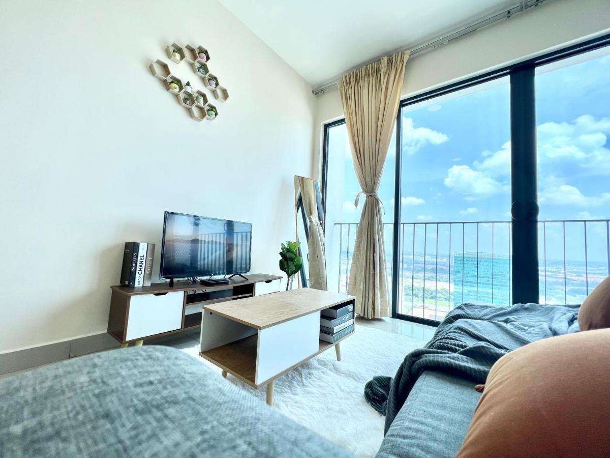 A 1-4 Pax Cozy Studio Tv Box Pool 100Mps Wifi 3 Bed Trefoil Setia Alam Exteriér fotografie