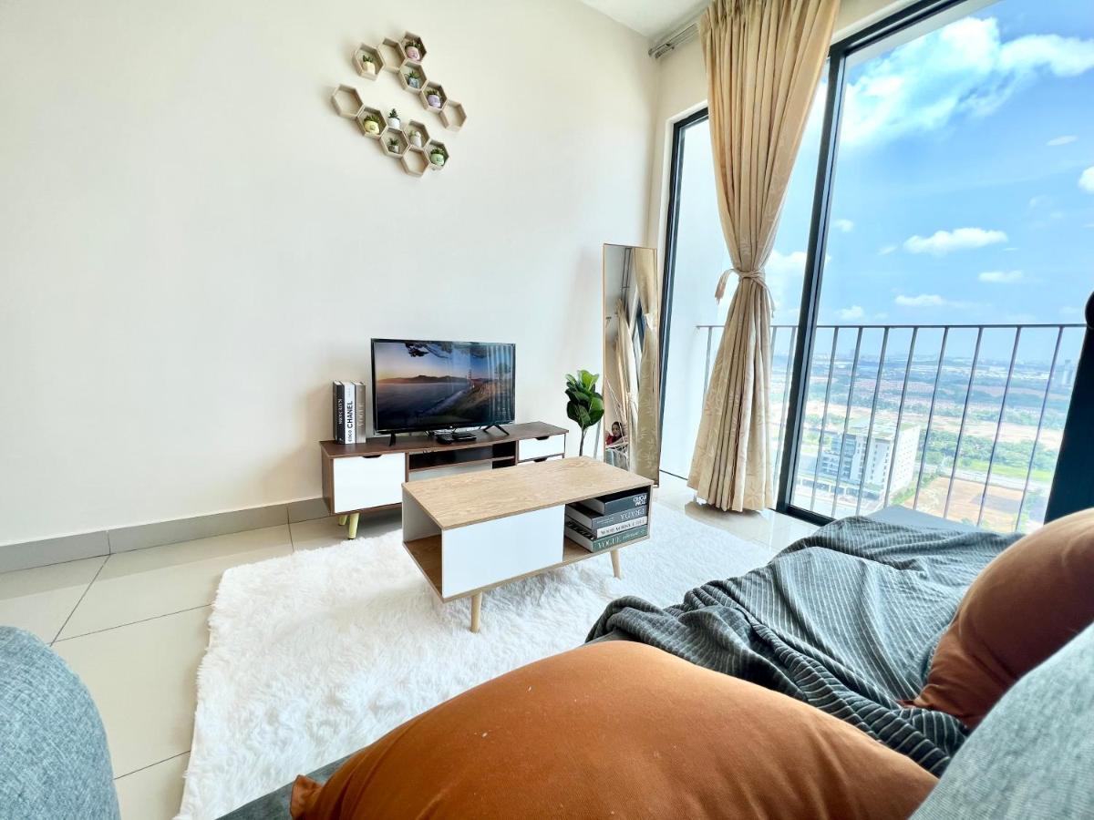 A 1-4 Pax Cozy Studio Tv Box Pool 100Mps Wifi 3 Bed Trefoil Setia Alam Exteriér fotografie